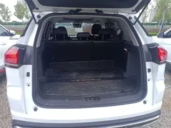 2022 Geely Atlas 1.8TD DCT, белый — фото 9