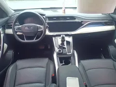 2022 Geely Atlas 1.8TD DCT, белый — фото 12