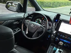 2021 Toyota Alphard Hybrid 2.5L Premium, белый — фото 12