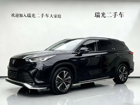 Toyota Crown Kluger