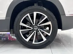 2022 Volkswagen Tharu 330TSI 4WD Flagship, белый — фото 20
