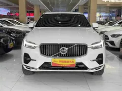 2023 Volvo XC60 Hybrid T8 PHEV 4WD Luxury, белый — фото 2