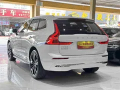 2023 Volvo XC60 Hybrid T8 PHEV 4WD Luxury, белый — фото 4