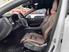 2023 Volvo XC60 Hybrid T8 PHEV 4WD Luxury, белый — фото 10