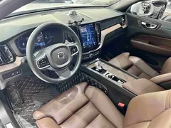 2023 Volvo XC60 Hybrid T8 PHEV 4WD Luxury, белый — фото 11