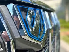 2021 Toyota Alphard Hybrid 2.5L Premium, чёрный — фото 11