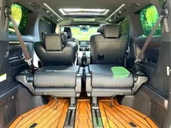 2021 Toyota Alphard Hybrid 2.5L Premium, чёрный — фото 19