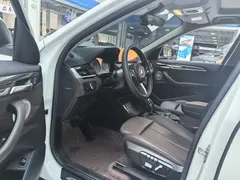 2022 BMW X1 Premium, белый — фото 7