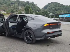 2023 Changan UNI-V iDD 1.5T 113km PHEV — фото 4