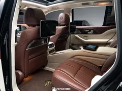 2021 Mercedes-Benz Maybach GLS 600 4MATIC, чёрный — фото 10