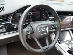 2023 Audi Q7 45 TFSI quattro S line, чёрный — фото 7