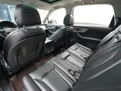 2023 Audi Q7 45 TFSI quattro S line, чёрный — фото 12