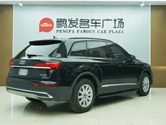 2023 Audi Q7 45 TFSI quattro S line, чёрный — фото 17