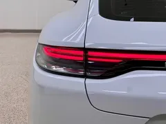 2023 Porsche Panamera 2.9T, белый — фото 11