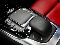 2020 Mercedes-Benz A-Class AMG A 35 L 4MATIC, белый — фото 16