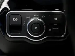2020 Mercedes-Benz A-Class AMG A 35 L 4MATIC, белый — фото 20