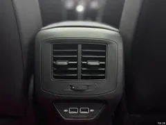 2021 Volkswagen T-ROC 280TSI DSG 2WD Comfortable and Connected — фото 11