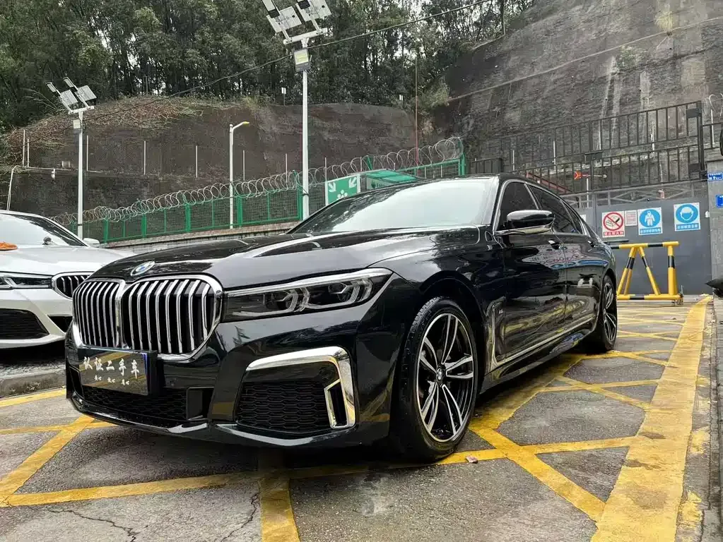2021 BMW 7 Series 730Li M Sport Package