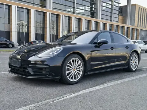 2023 Porsche Panamera 2.9T Platinum Edition