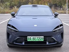 2025 Xiaomi YU7 4WD Max, синий — фото 2