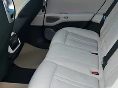 2025 Xiaomi YU7 4WD Max, синий — фото 13