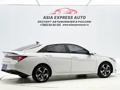 2021 Hyundai Elantra 1.5L CVT LUX Premium, белый — фото 4