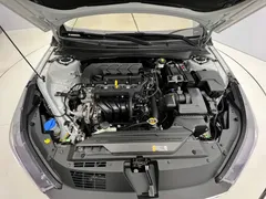 2021 Hyundai Elantra 1.5L CVT LUX Premium, белый — фото 8