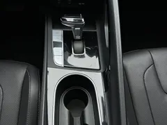 2021 Hyundai Elantra 1.5L CVT LUX Premium, белый — фото 11