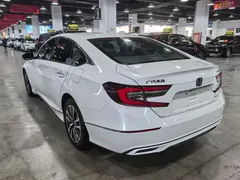 2022 Honda Accord Hybrid 2.0L, белый — фото 6