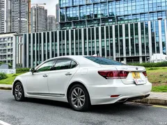 2016 Lexus LS 600hL, белый — фото 12