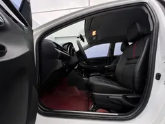 2022 Toyota Yaris L Zhixuan X 1.5L CVT Luxury Plus, белый — фото 17
