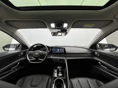 2021 Hyundai Elantra 1.5L CVT LUX Premium, белый — фото 11