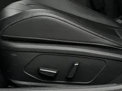 2021 Hyundai Elantra 1.5L CVT LUX Premium, белый — фото 16
