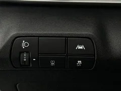2021 Hyundai Elantra 1.5L CVT LUX Premium, белый — фото 20