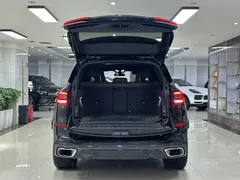 2022 BMW X5 40Li Premium M Sport Package, чёрный — фото 7