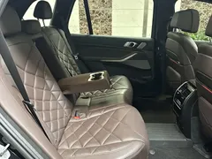 2022 BMW X5 40Li Premium M Sport Package, чёрный — фото 13
