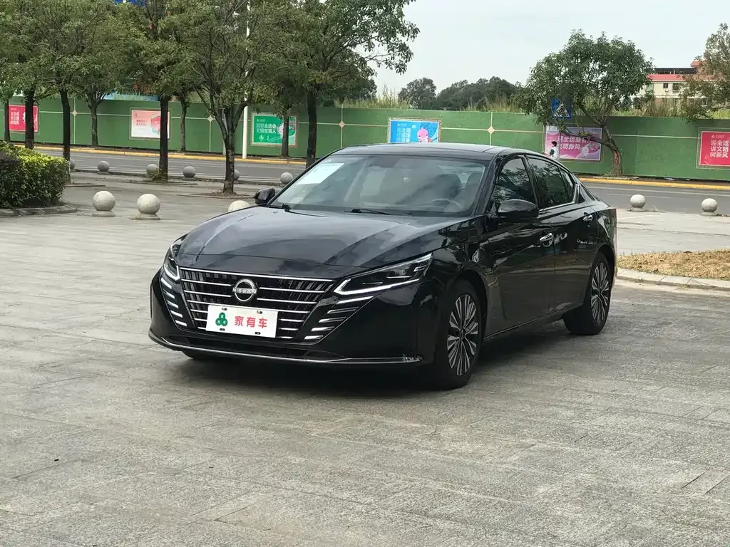 2022 Nissan Teana 2.0L XL-Upr