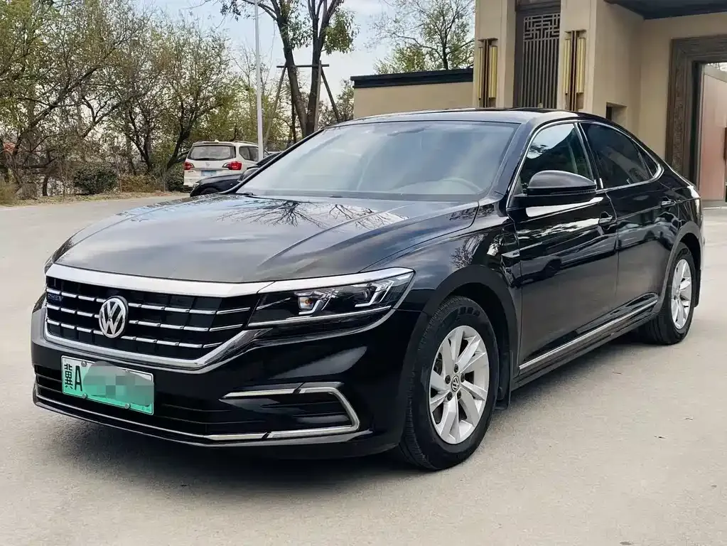 2020 Volkswagen Passat 430PHEV Elite