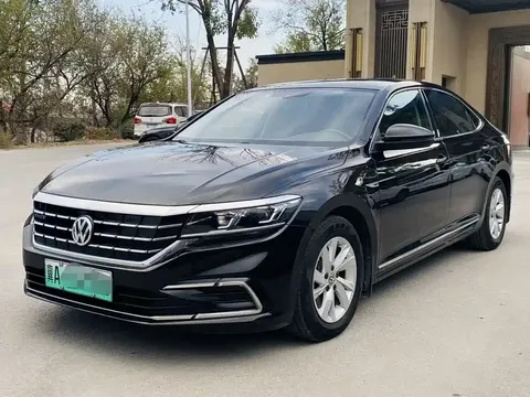 2020 Volkswagen Passat 430PHEV Elite