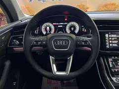 2023 Audi Q7 55 TFSI quattro S line, чёрный — фото 10
