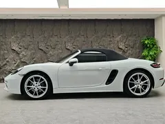 2022 Porsche 718 Boxster 2.0T, белый — фото 3