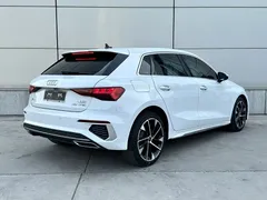 2022 Audi A3 Sportback 35 TFSI, белый — фото 4