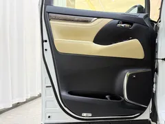 2023 Toyota Vellfire Crown Hybrid 2.5L HV Supreme — фото 3