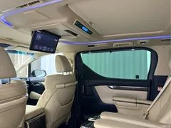 2023 Toyota Vellfire Crown Hybrid 2.5L HV Supreme — фото 7