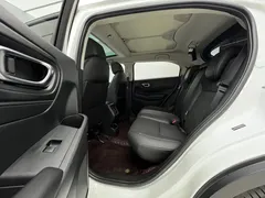 2023 Honda Vezel 1.5L CVT Luxury, белый — фото 12