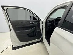 2023 Honda Vezel 1.5L CVT Luxury, белый — фото 20