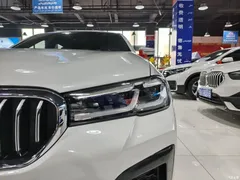 2022 BMW 5 Series Modified 2 525Li M Sports Package, белый — фото 16