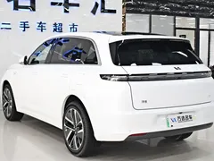 2023 Li Auto L7 Pro, белый — фото 15