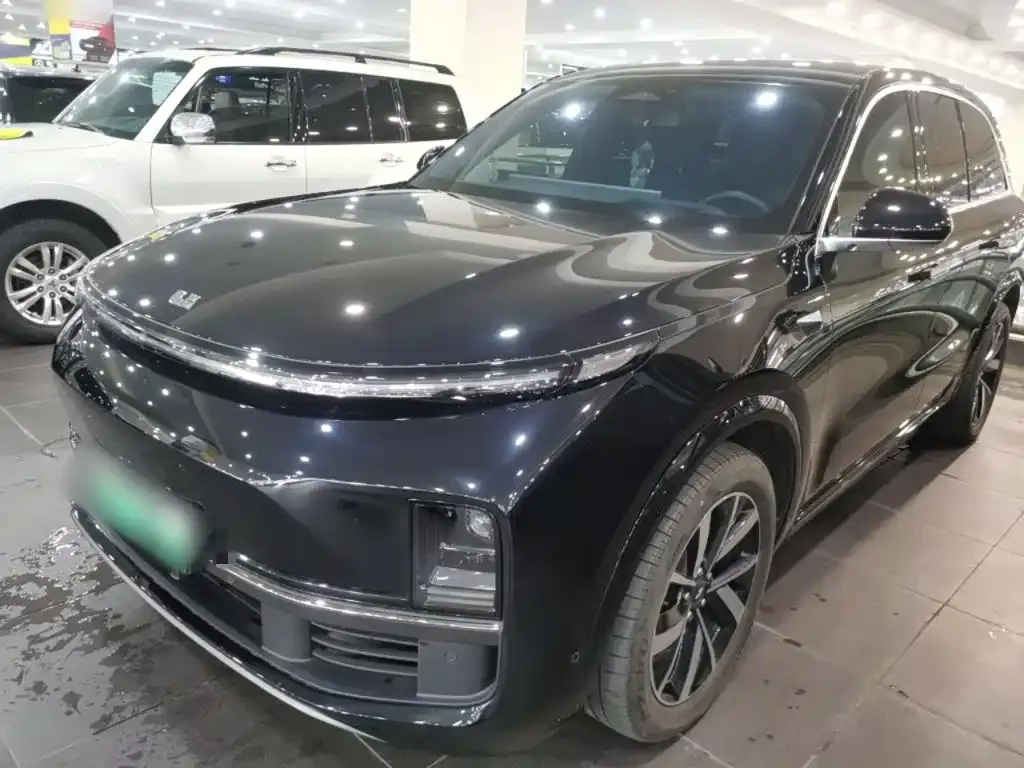 2023 Li Auto L8 Air