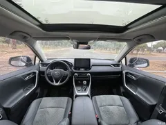 2022 Toyota RAV4 2.0L CVT 4WD Premium, белый — фото 6